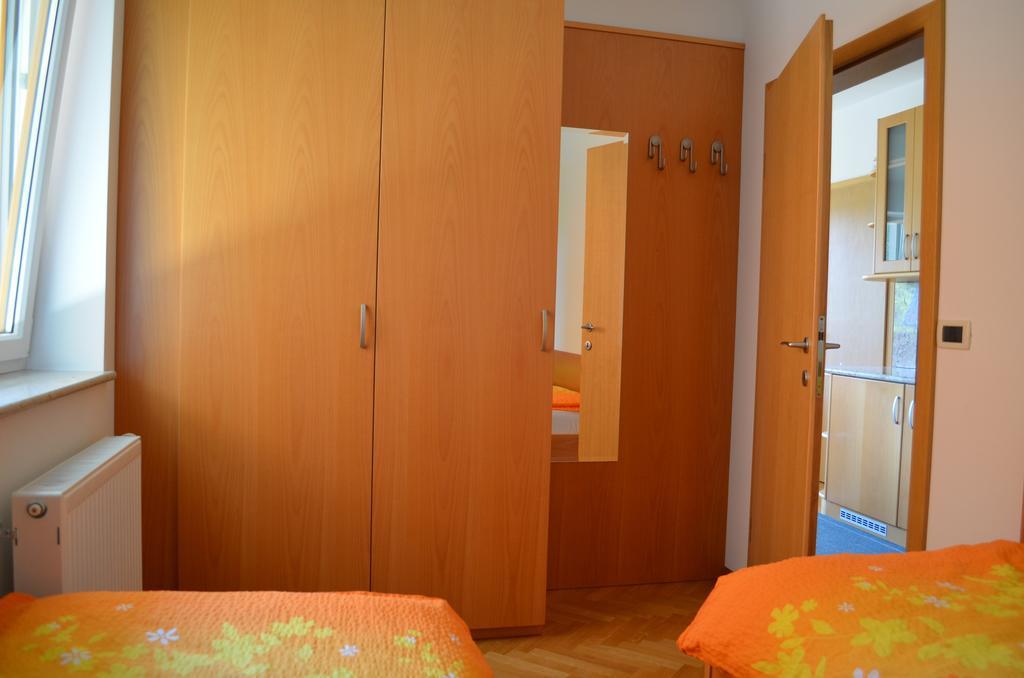 Apartment Brumec Bohinj Bilik gambar