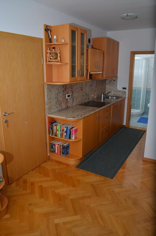 Apartment Brumec Bohinj Bilik gambar
